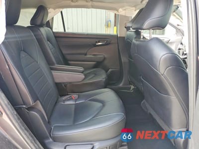 Zdjęcie 11 z 13 samochodu: 2022 TOYOTA HIGHLANDER XLE VIN:5TDGZRAH5NS551428 - miniatura