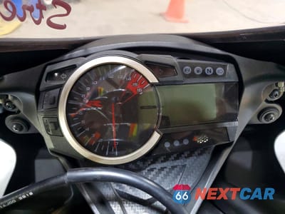 Zdjęcie 7 z 9 samochodu: 2023 SUZUKI GSX-R750 VIN:JS1GR7MA6P7100373 - miniatura