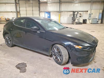 Czwarte zdjęcie samochodu z boku: 2020 MAZDA 3 VIN:JM1BPALM7L1170024 - miniatura