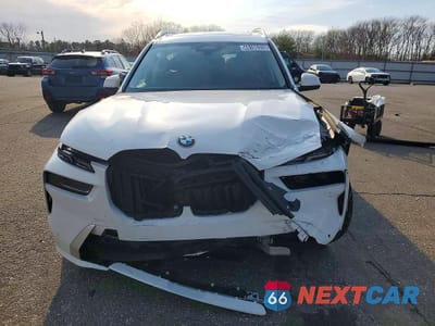 Piąte zdjęcie samochodu w środku: 2025 BMW X7 XDRIVE40I VIN:5UX23EM02S9X95637 - miniatura