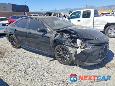 Czwarte zdjęcie samochodu z boku: 2025 TOYOTA CAMRY SE VIN:4T1DAACK7SU525596 - miniatura