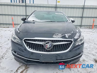 Piąte zdjęcie samochodu w środku: 2018 BUICK LACROSSE ESSENCE VIN:1G4ZP5SZ7JU116197 - miniatura