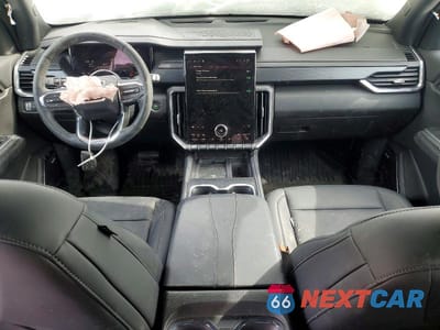 Zdjęcie 8 z 13 samochodu: 2025 GMC ACADIA ELEVATION VIN:1GKENNRS0SJ172670 - miniatura