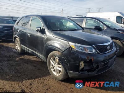 Czwarte zdjęcie samochodu z boku: 2014 KIA SORENTO LX VIN:5XYKT3A69EG479900 - miniatura