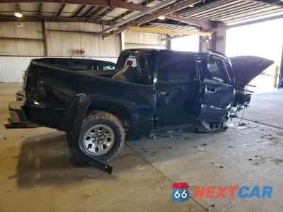 Trzecie zdjęcie samochodu z tyłu: 2004 CHEVROLET SILVERADO K1500 VIN:2GCEK13T341411284 - miniatura