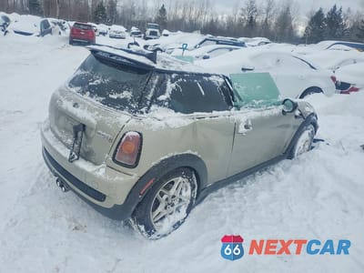 Trzecie zdjęcie samochodu z tyłu: 2007 MINI COOPER S VIN:WMWMF73577TL84297 - miniatura