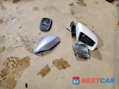 Zdjęcie 13 z 13 samochodu: 2018 MERCEDES-BENZ GLS 450 4MATIC VIN:4JGDF6EE9JB109372 - miniatura