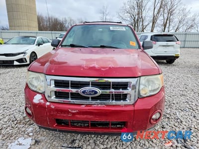 Piąte zdjęcie samochodu w środku: 2010 FORD ESCAPE XLT VIN:1FMCU0D79AKA78156 - miniatura