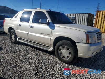 Czwarte zdjęcie samochodu z boku: 2004 CADILLAC ESCALADE EXT VIN:3GYEK62N04G124518 - miniatura