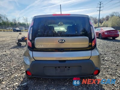 Zdjęcie 6 z 12 samochodu: 2016 KIA SOUL BASE VIN:KNDJN2A27G7274802 - miniatura