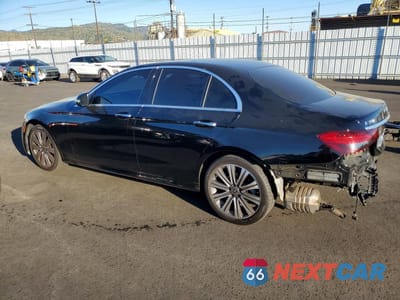 Drugie zdjęcie samochodu z przodu: 2022 MERCEDES-BENZ E 350 VIN:W1KZF8DB6NB098498 - miniatura