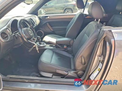 Zdjęcie 7 z 12 samochodu: 2016 VOLKSWAGEN BEETLE S VIN:3VW517AT2GM804678 - miniatura