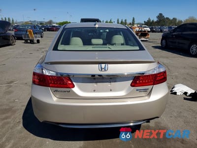 Zdjęcie 6 z 12 samochodu: 2015 HONDA ACCORD TOURING HYBRID VIN:1HGCR6F71FA000250 - miniatura