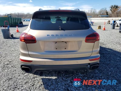 Zdjęcie 6 z 13 samochodu: 2016 PORSCHE CAYENNE VIN:WP1AA2A21GKA15097 - miniatura