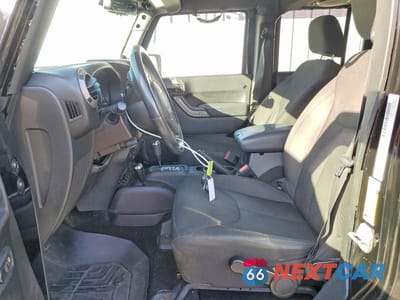Zdjęcie 7 z 13 samochodu: 2014 JEEP WRANGLER UNLIMITED SPORT VIN:1C4BJWDGXEL270214 - miniatura