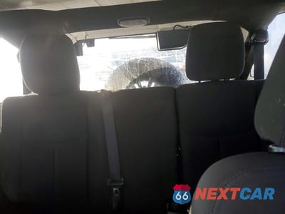 Zdjęcie 10 z 12 samochodu: 2015 JEEP WRANGLER UNLIMITED SPORT VIN:1C4BJWDG3FL505246 - miniatura