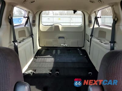 Zdjęcie 10 z 13 samochodu: 2011 DODGE GRAND CARAVAN MAINSTREET VIN:2D4RN3DG3BR636151 - miniatura
