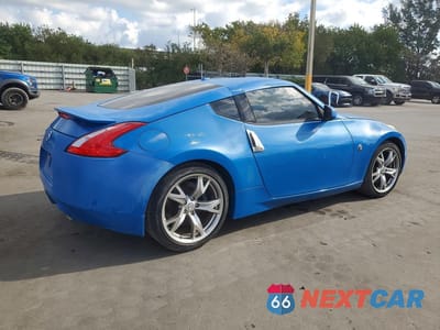Trzecie zdjęcie samochodu z tyłu: 2011 NISS 370Z TOURING VIN:JN1AZ4EHXBM551762 - miniatura