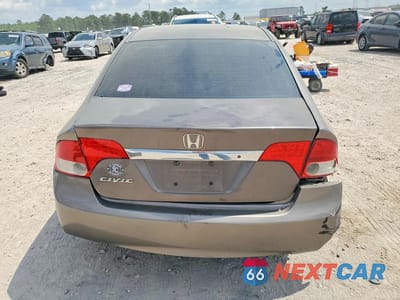 Zdjęcie 6 z 13 samochodu: 2010 HONDA CIVIC LX VIN:19XFA1F51AE082412 - miniatura