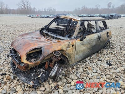 2013 MINI COOPER WMWSU3C57DT686111 - główne zdjęcie licytacji z USA - miniatura