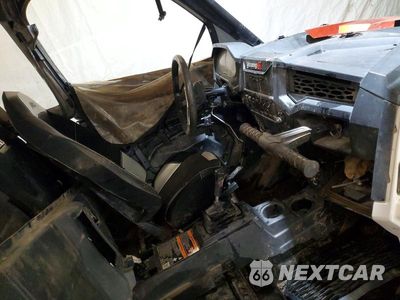 Piąte zdjęcie samochodu w środku: 2019 POLARIS RZR XP TURBO UTILITY VEHICLE VIN:3NSVDE92XKF581232 - miniatura