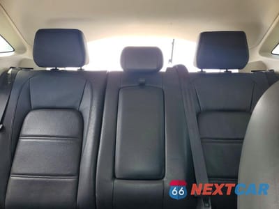 Zdjęcie 10 z 12 samochodu: 2019 JAGUAR E-PACE SE VIN:SADFP2FX5K1Z45033 - miniatura