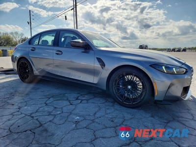 Czwarte zdjęcie samochodu z boku: 2025 BMW M3 COMPETITION VIN:WBS33HJ02SFU38108 - miniatura