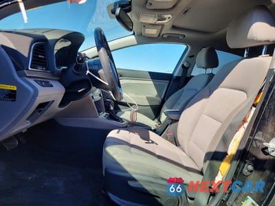 Zdjęcie 7 z 11 samochodu: 2018 HYUNDAI ELANTRA VALUE EDITION VIN:5NPD84LF3JH350454 - miniatura