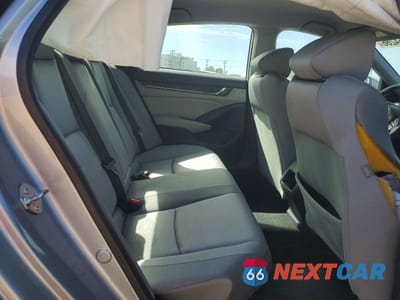 Zdjęcie 10 z 13 samochodu: 2020 HONDA ACCORD LX VIN:1HGCV1F12LA035000 - miniatura