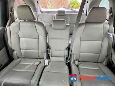 Zdjęcie 10 z 13 samochodu: 2014 HONDA ODYSSEY EXL VIN:5FNRL5H68EB049881 - miniatura