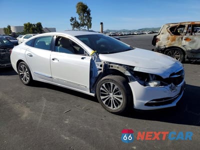 Czwarte zdjęcie samochodu z boku: 2017 BUICK LACROSSE PREFERRED VIN:1G4ZN5SS8HU142312 - miniatura