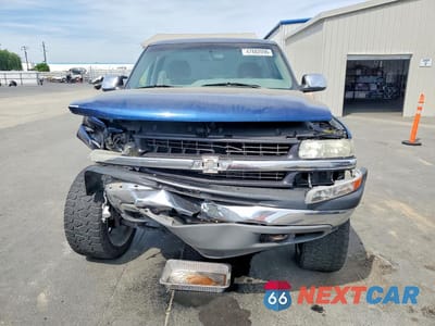 Piąte zdjęcie samochodu w środku: 2000 CHEVROLET SILVERADO K1500 VIN:1GCEK14T2YZ359397 - miniatura