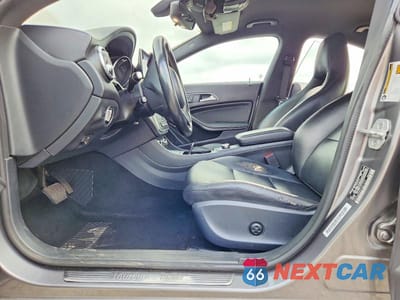 Zdjęcie 7 z 11 samochodu: 2015 MERCEDES-BENZ CLA 250 VIN:WDDSJ4EB5FN251573 - miniatura