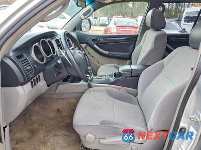 Zdjęcie 7 z 12 samochodu: 2005 TOYOTA 4RUNNER SR5 VIN:JTEBT14R050054089 - miniatura