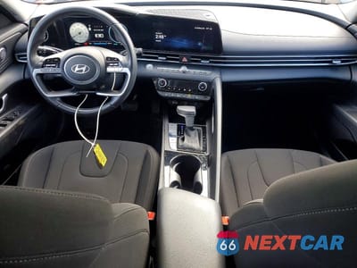 Zdjęcie 8 z 12 samochodu: 2024 HYUNDAI ELANTRA SEL VIN:KMHLS4DG8RU748079 - miniatura