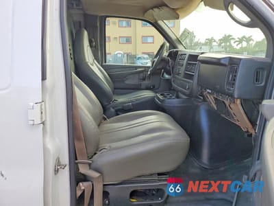 Zdjęcie 11 z 13 samochodu: 2008 CHEVROLET EXPRESS G1500 VIN:1GCFG15X381193221 - miniatura