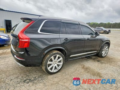 Trzecie zdjęcie samochodu z tyłu: 2016 VOLVO XC90 T6 VIN:YV4A22PL2G1072975 - miniatura