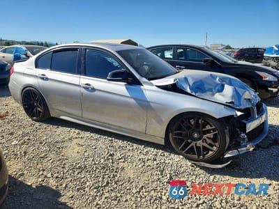 Czwarte zdjęcie samochodu z boku: 2018 BMW 340 I VIN:WBA8B3G59JNV00935 - miniatura