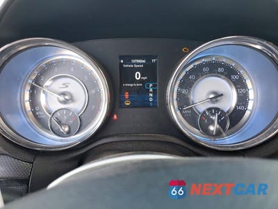 Zdjęcie 9 z 12 samochodu: 2014 CHRYSLER 300 S VIN:2C3CCABG0EH373230 - miniatura