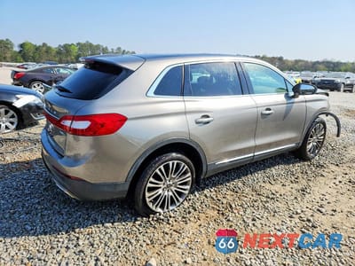Trzecie zdjęcie samochodu z tyłu: 2017 LINCOLN MKX RESERVE VIN:2LMPJ8LR7HBL24206 - miniatura