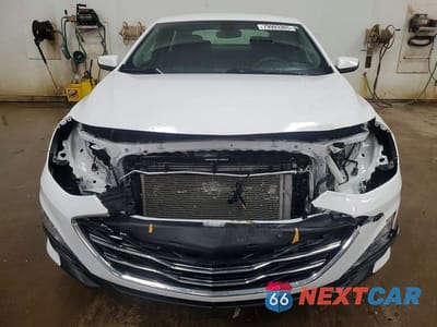 Piąte zdjęcie samochodu w środku: 2019 CHEVROLET MALIBU LT VIN:1G1ZD5ST7KF149191 - miniatura