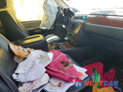 Zdjęcie 7 z 12 samochodu: 2008 CHEVROLET TAHOE K1500 VIN:1GNFK13058J121321 - miniatura