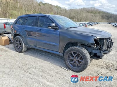 Czwarte zdjęcie samochodu z boku: 2020 JEEP GRAND CHEROKEE LIMITED VIN:1C4RJFBG5LC151937 - miniatura
