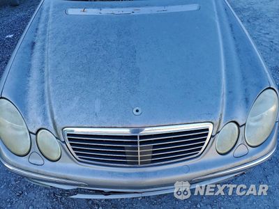 Zdjęcie 11 z 12 samochodu: 2003 MERCEDES-BENZ E 500 VIN:WDBUF70J83A183713 - miniatura