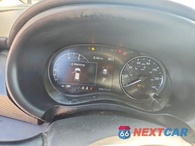 Zdjęcie 9 z 13 samochodu: 2021 NISSAN KICKS SV VIN:3N1CP5CV0ML542465 - miniatura