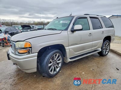 2004 GMC YUKON DENALI 1GKEK63U24J240317 - główne zdjęcie licytacji z USA - miniatura