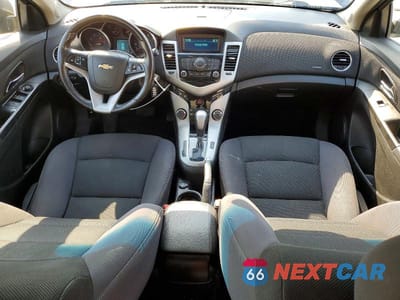 Zdjęcie 8 z 12 samochodu: 2013 CHEVROLET CRUZE LT VIN:1G1PC5SB6D7208827 - miniatura