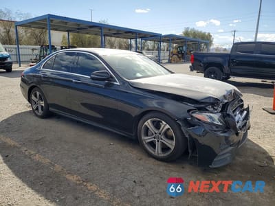 Czwarte zdjęcie samochodu z boku: 2020 MERCEDES-BENZ E 350 VIN:W1KZF8DB5LA809692 - miniatura