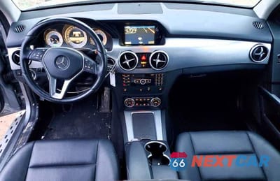Zdjęcie 8 z 12 samochodu: 2015 MERCEDES-BENZ GLK 350 4MATIC VIN:WDCGG8JB8FG438297 - miniatura