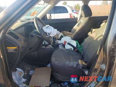 Zdjęcie 7 z 11 samochodu: 2013 KIA SOUL BASE VIN:KNDJT2A56D7596598 - miniatura